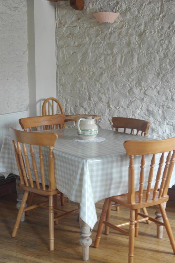 バリー The Old Barn Bed & Breakfast エクステリア 写真
