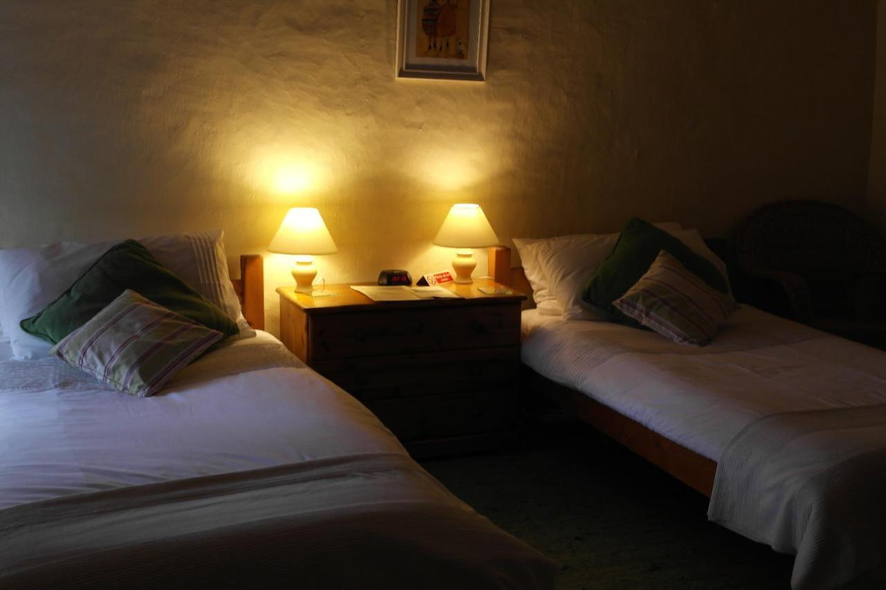バリー The Old Barn Bed & Breakfast エクステリア 写真
