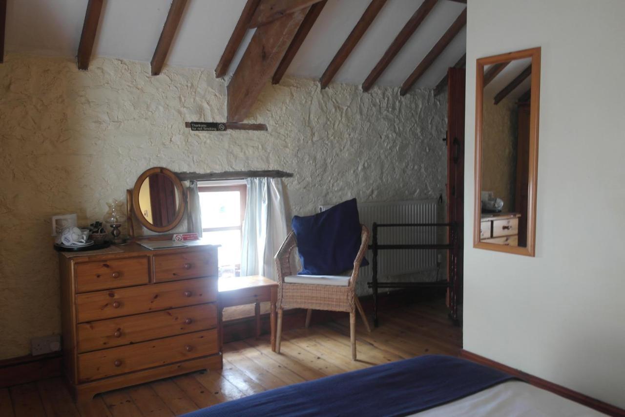 バリー The Old Barn Bed & Breakfast エクステリア 写真